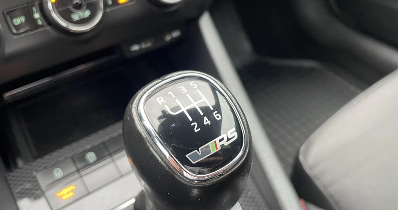 Skoda Octavia cena 49999 przebieg: 261000, rok produkcji 2014 z Biała Rawska małe 326